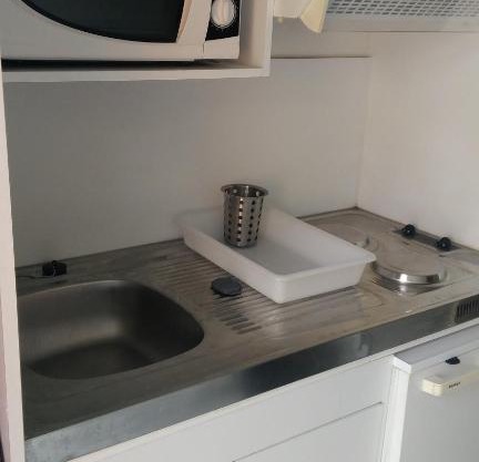 Grande maison sur 2000 m2 de terrain avec un studio amenage pour 2 personnes2