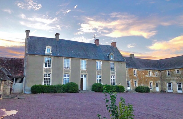 Grande propriété de 800m2 couchages jusqu’à 42, pour séminaires, célébrations…