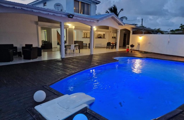 Grande villa à 10min de la mer