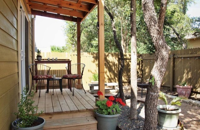 GRANDPARENTS! Come stay with us to visit your family and friends!