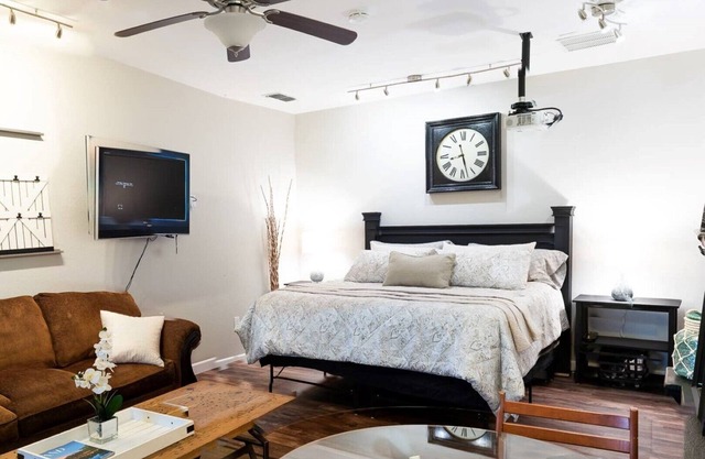 Grapevine,Private, FastWiFi,KingTempurpedic
