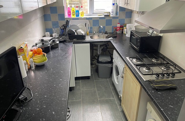 Great 5-Bed Wembley Home 25min from Central London