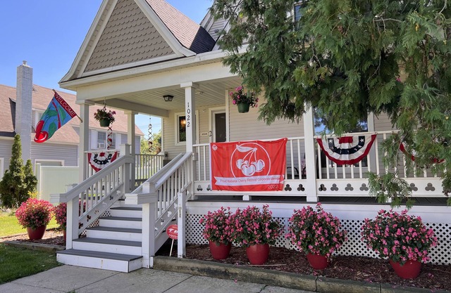 Great for Couples, Wine Tasting & Beaches -Northern Mitten Suites #2