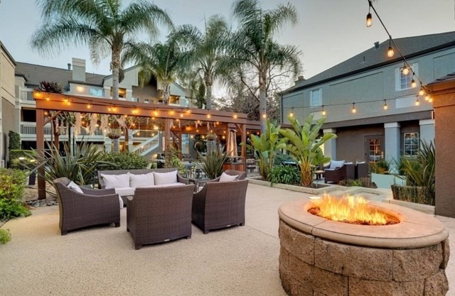 Great Games at Twin Creeks Sports Complex! Pets Allowed, Swimming Pool!