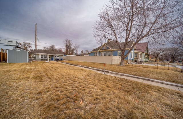 Great Location! 2 Houses for large groups!