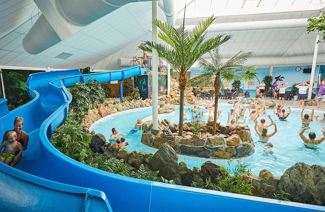 Great villa with sauna and whirlpool in Limburg