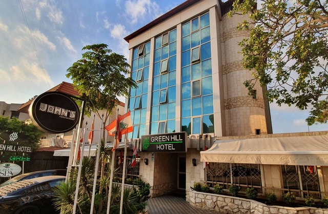 Green Hill Hotel