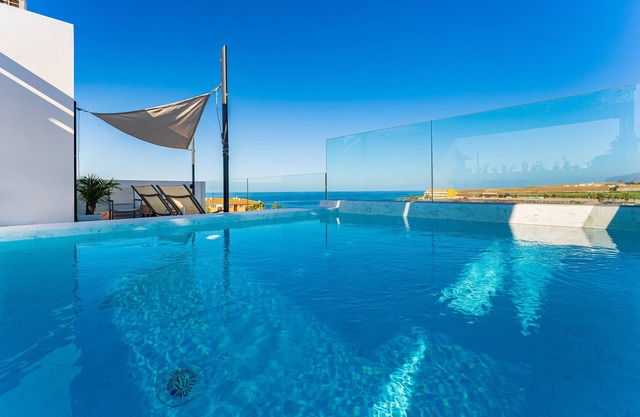 Green House - modern villa with a private rooftop pool in the south of Tenerife!