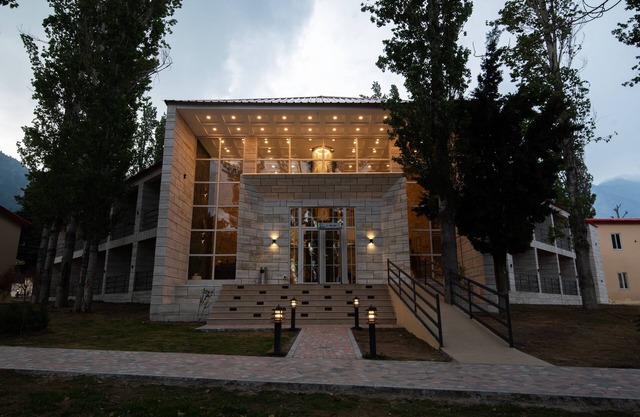 Green Pak Kalam by Pearl Continental