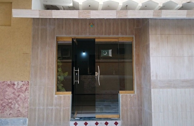 Green Palace Guest House