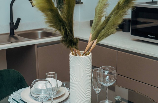Green with Envy Apartment-No loadsheddingnBased in the Johannesburg hub Sandton.