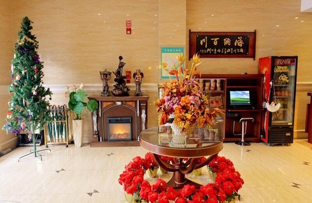GreenTree Inn Jiaxing Pinghu Zhapu Jiulong Mountain Express Hotel
