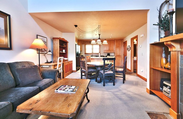 Greyhawk Townhome - On Deer Valley Drive
