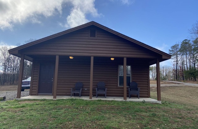 Grizzly Cabin. Roku TV & Star Gazing. No Pets are allowed