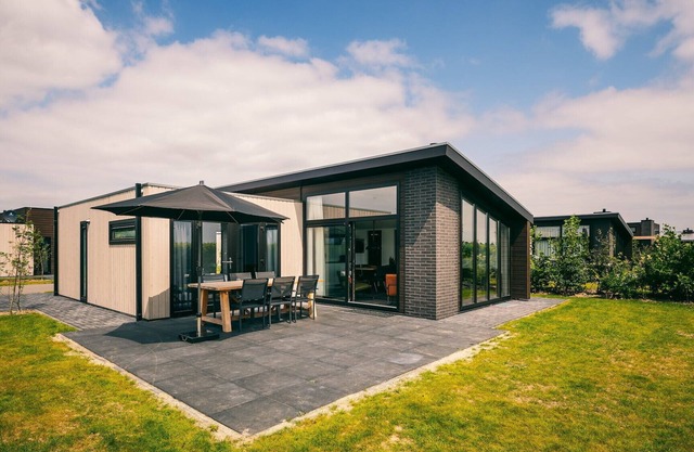 Ground floor bungalow for 7 persons