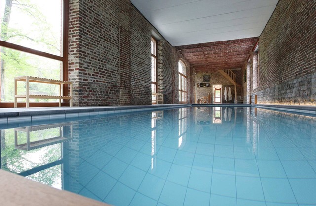 Group Villa With Pool & Sauna