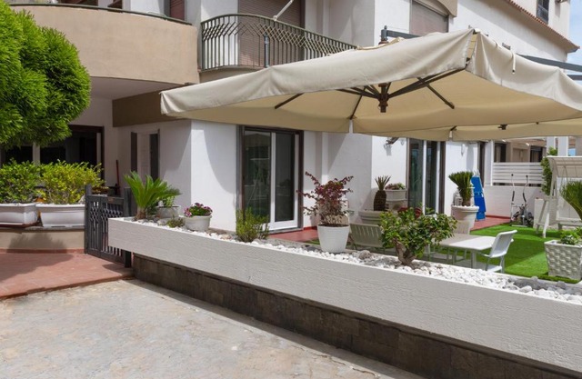 GT HOUSE FONTANA LIMITE