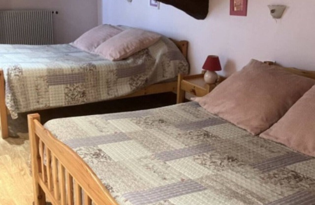 Guest Room 'Room 1 for 2 People' with Shared Pool, Shared Terrace and Wi-Fi