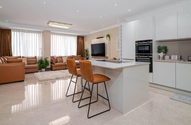 GuestReady - Extravagant 2BR Apt in London