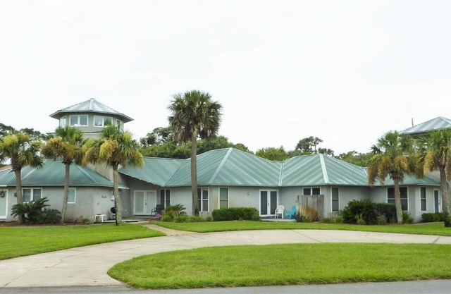 GUIDING LIGHT UNIT C - GROUNDFLOOR 2 bedrooms, 2 bathrooms