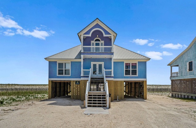 Gulf front home with private dune walk over, internet, & washer & dryer