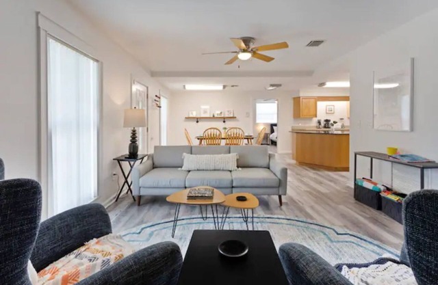 Gulfport Retreat 5BR Heated Pool