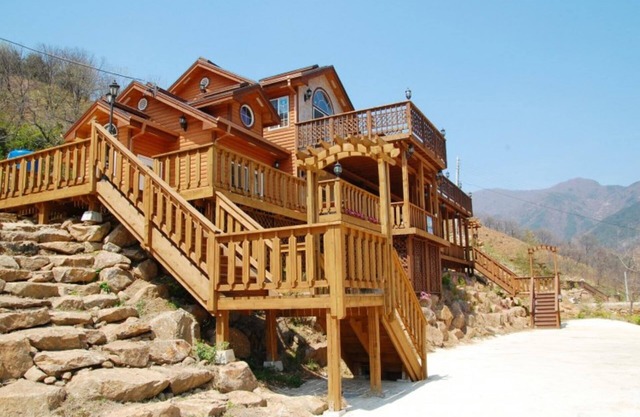 Gurye Jirisan A Wood Nymph Pension