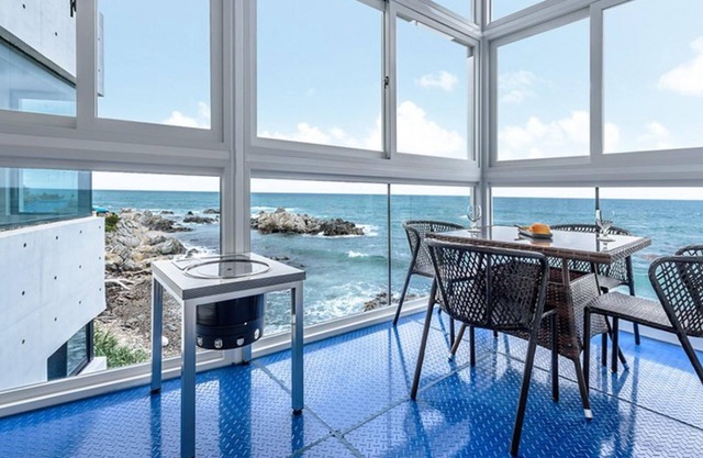 Gyeongju Pool Villa Way Tree