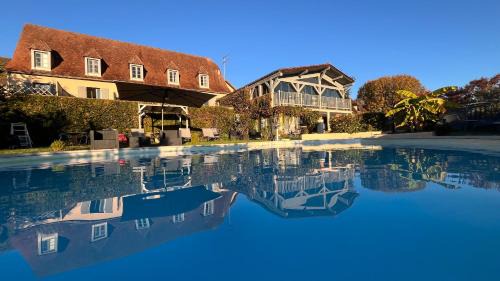 Hôtel Bien-Être Aux Cyprès de Marquay