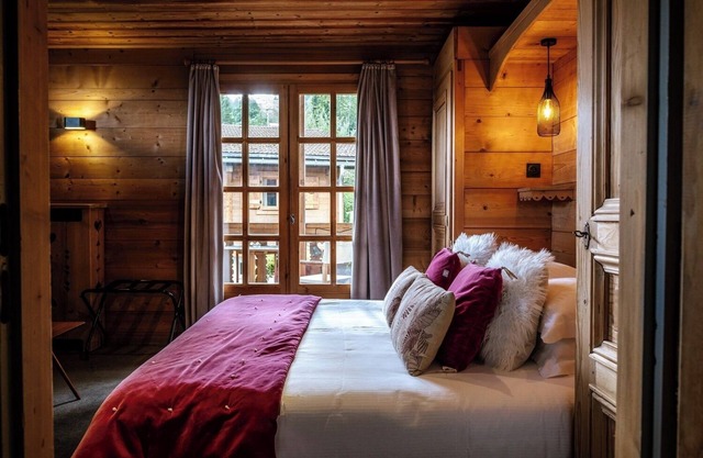 Hôtel Les Roches Fleuries