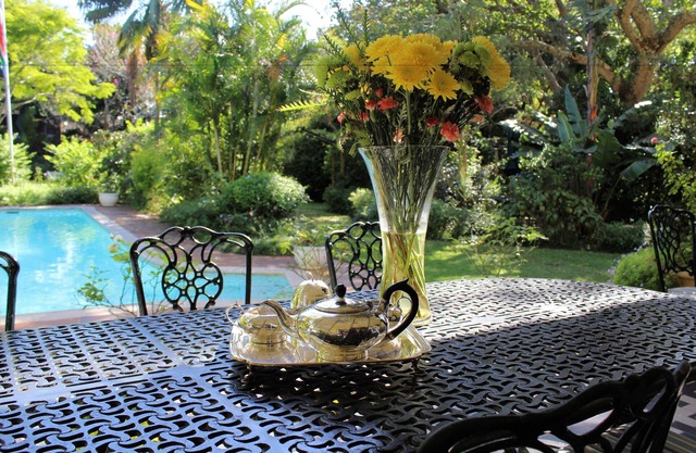 Hacklewood Hill Country House