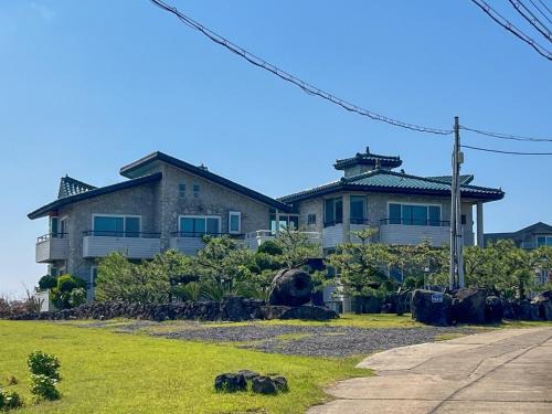 Hado fourseasons pension