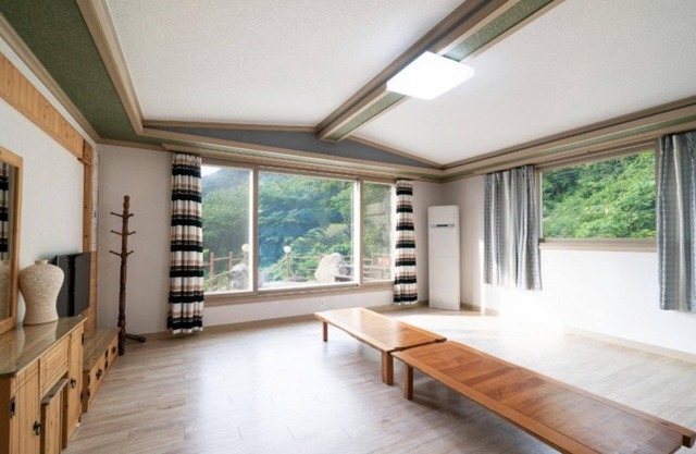 Haenam Duryunsan Tourist Pension