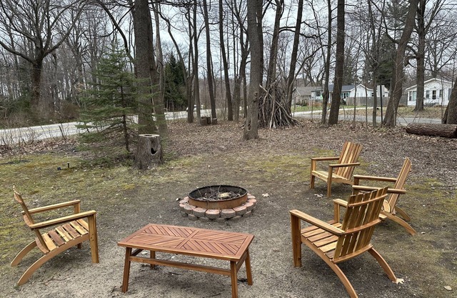 Hagar beach cove located a few blocks from Lake Michigan beach access.