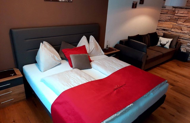 Hallstatt Dachstein Inn flat with pool and spa