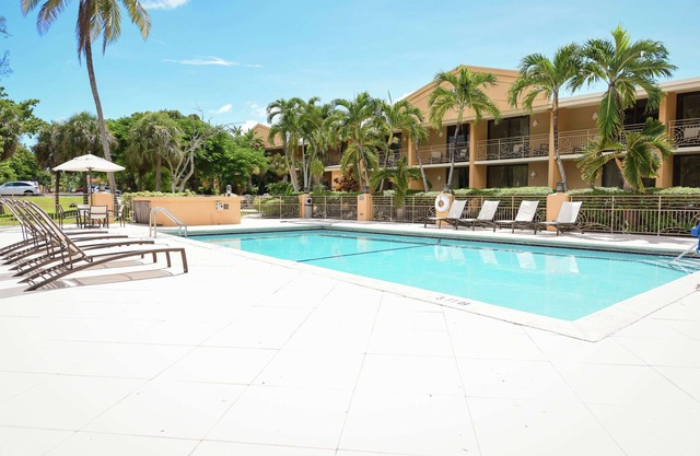 Hampton Inn Key Largo Manatee Bay
