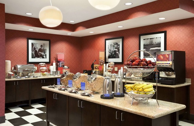 Hampton Inn & Suites Conroe - I-45 North