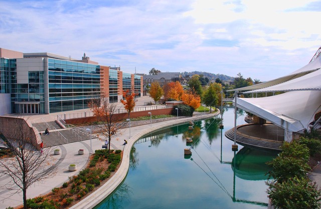 Hampton Inn & Suites Knoxville-Downtown