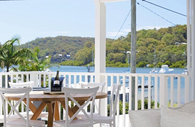 Hamptons Retreat by HolidayCo.