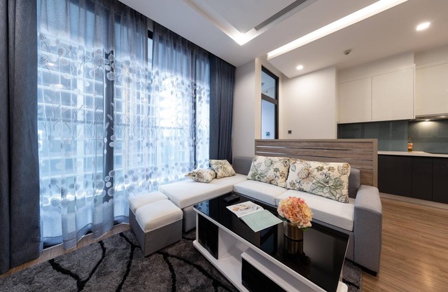 HANOI 5* APARTMENT/SERVICED 24-24