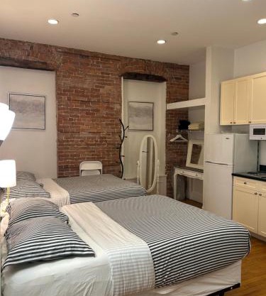 Hansem stay near Empire State Building