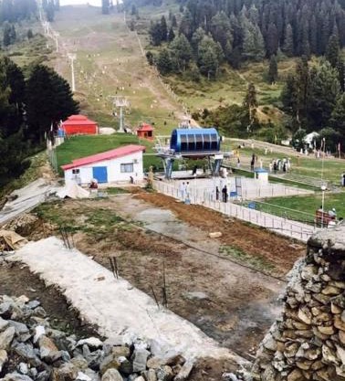 Happy Heart Hotel & Restaurant