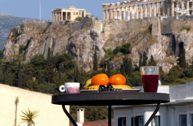 Happy place at the foot of Acropolis.