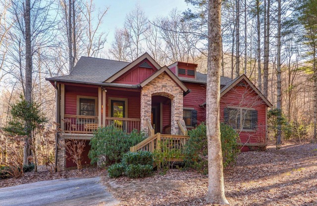 Happy Place Cottage Nestled in the Mountains of NC at Bear Lake Reserve