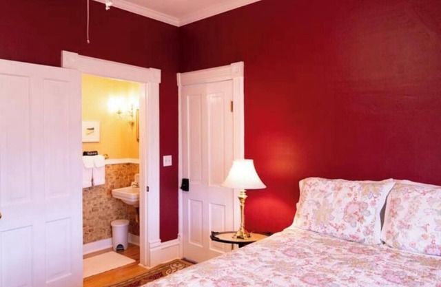 Harbor Hill Inn - Pepin Suite