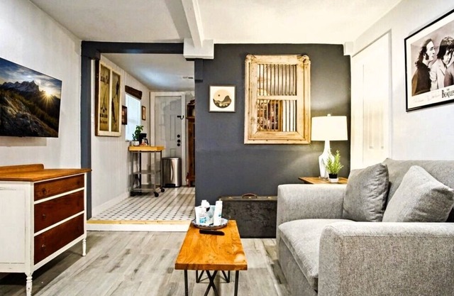 Harmony Studio | 5 min → Asian District | Full Kitchen | Rainfall Shower