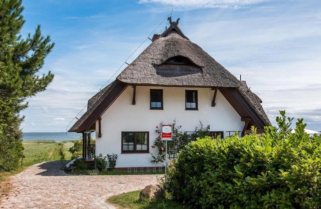 Haus am Bodden 01