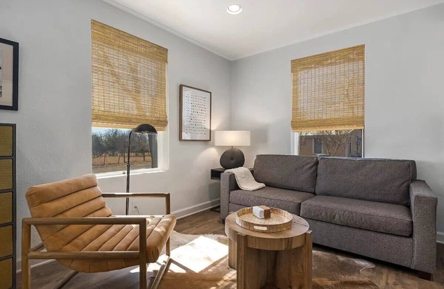 Haus on the Hill - Hot Tub & 1 Mile From Main St