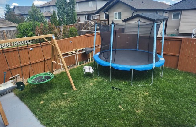 Have a fun alone or with your beautiful family at this lovely home