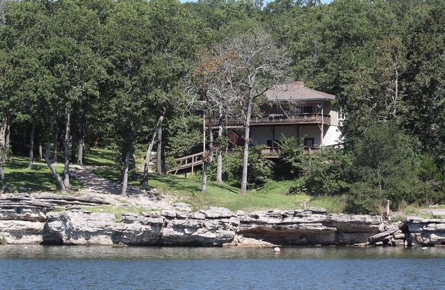 Have it All! True Water Front, Amazing Views